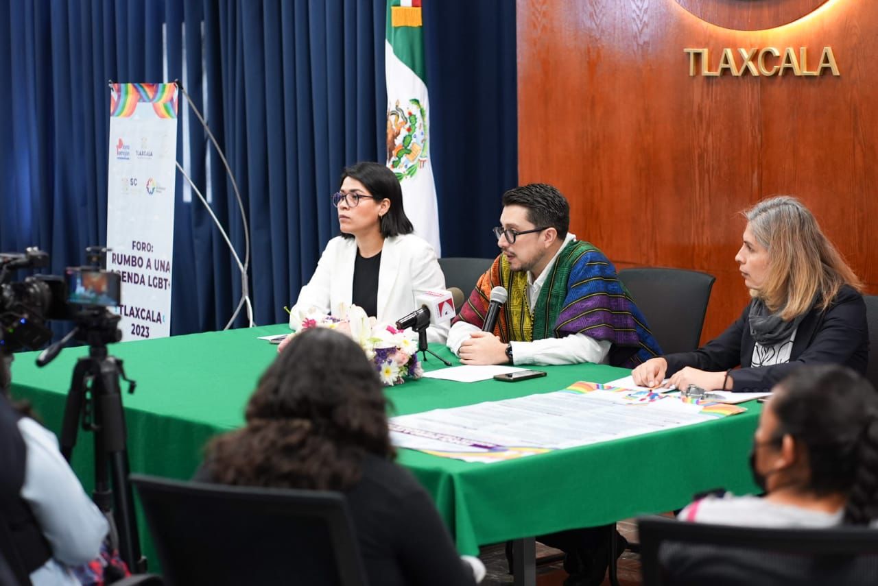 Presenta Diana Torrejón Rodríguez cartel para el Foro: Rumbo a una agenda LGBT+ Tlaxcala 2023